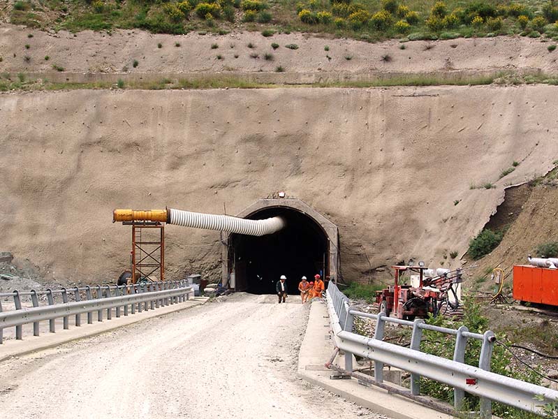 Αερισμός μεταλλείων, αεραγωγοί σπιράλ ELEBOR για μυζητικού αερισμού